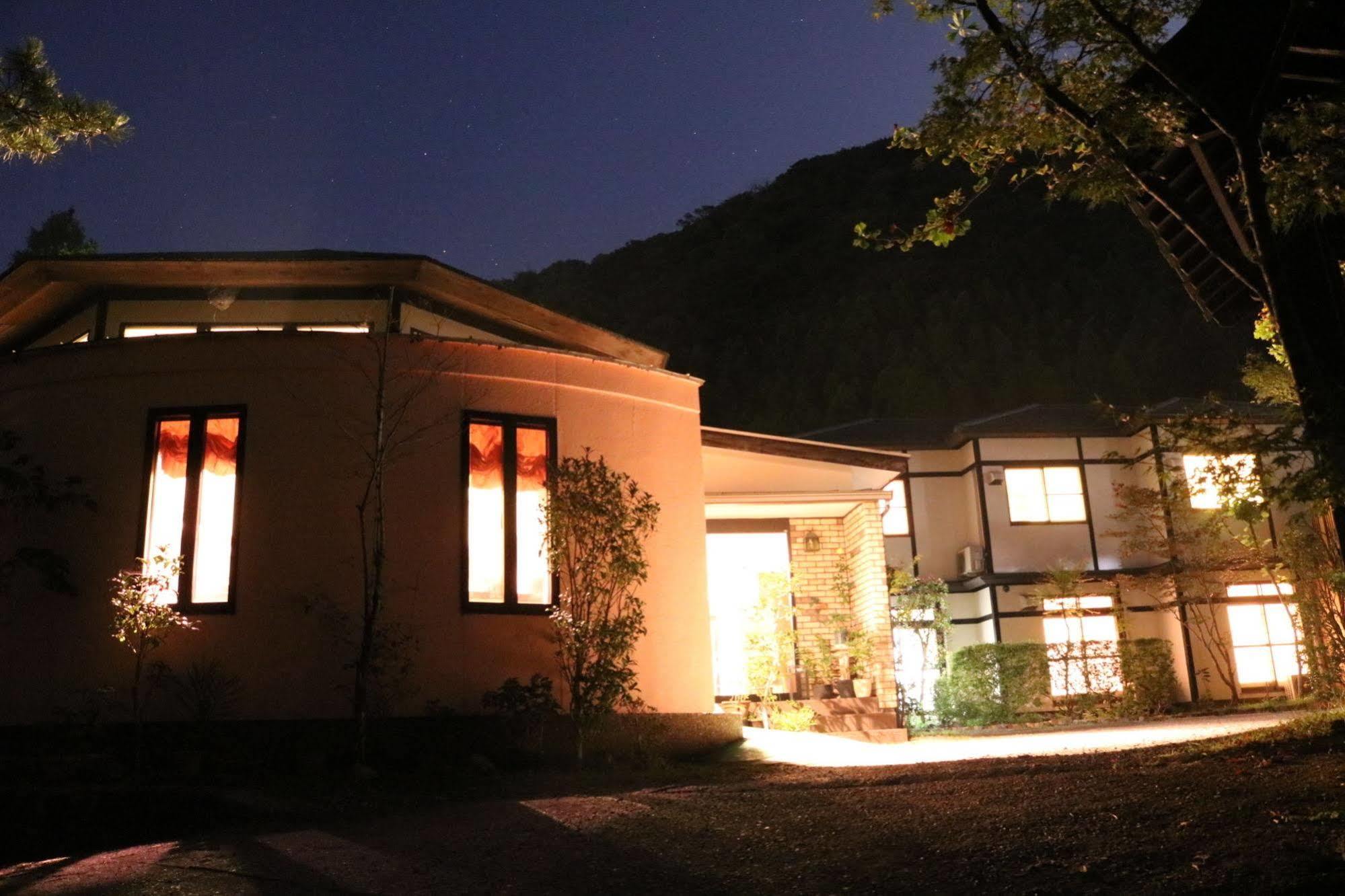 La Maison De David Yufu Exteriör bild