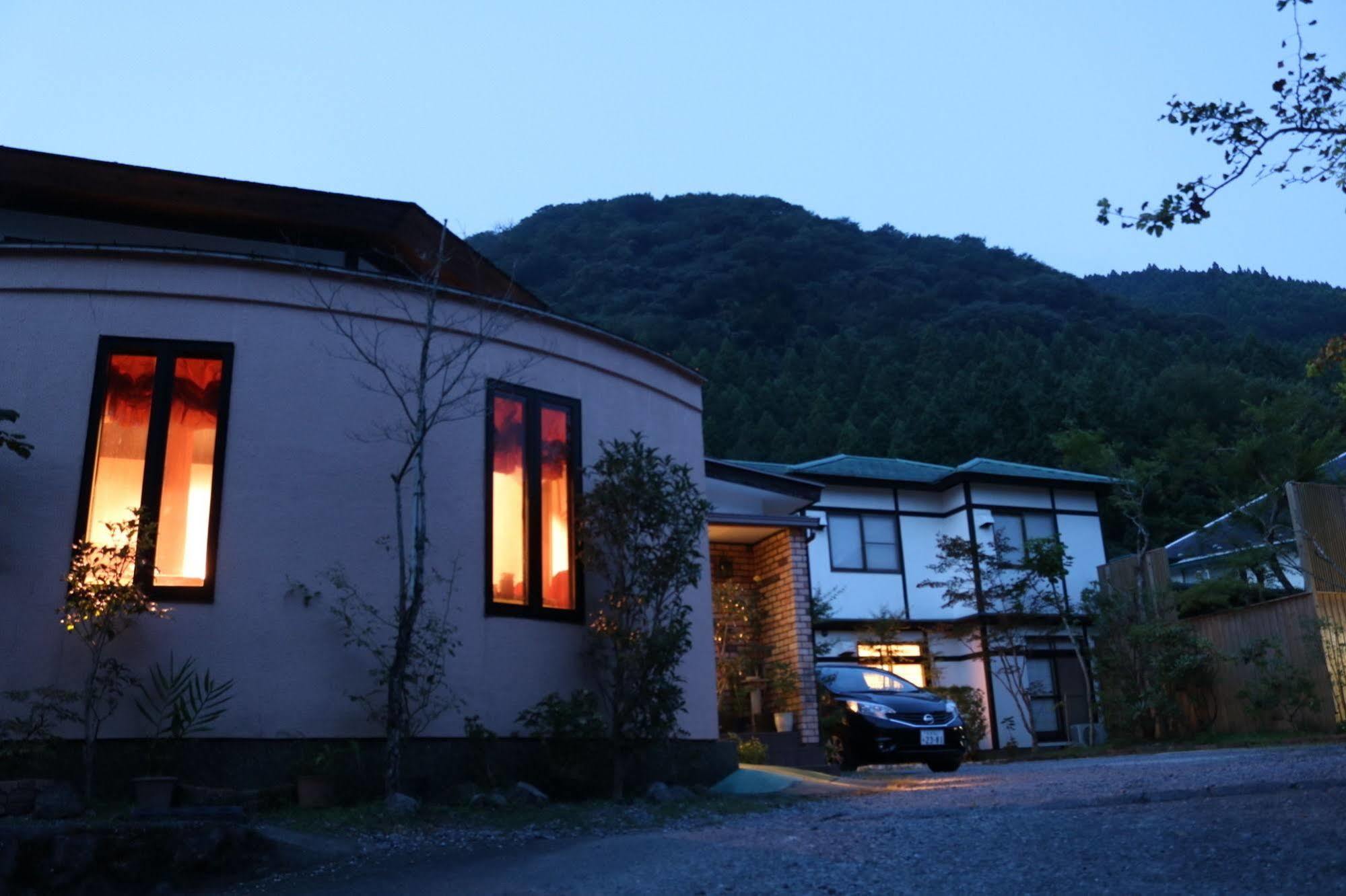 La Maison De David Yufu Exteriör bild